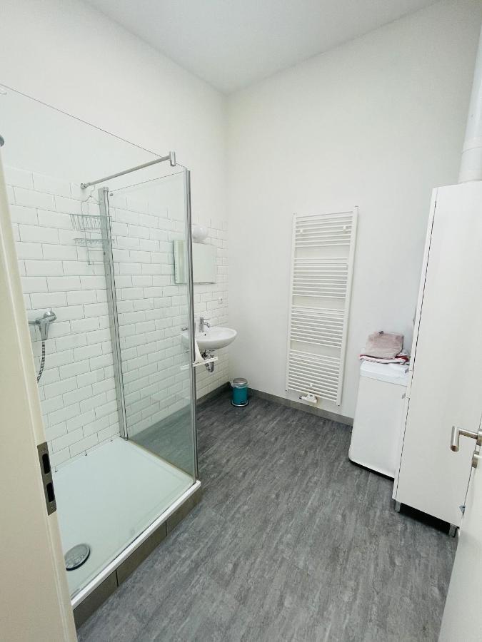 Zentrale Ruhige Ferienwohnung In Берлин Экстерьер фото
