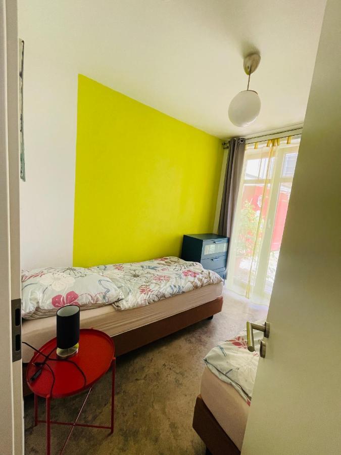 Zentrale Ruhige Ferienwohnung In Берлин Экстерьер фото